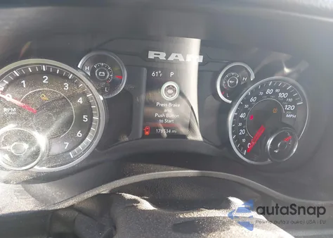 2019 Ram 1500 Big Horn/Lone Star 4X2 6'4 Box из США, поврежденный, VIN 1C6RREBG6KN827552